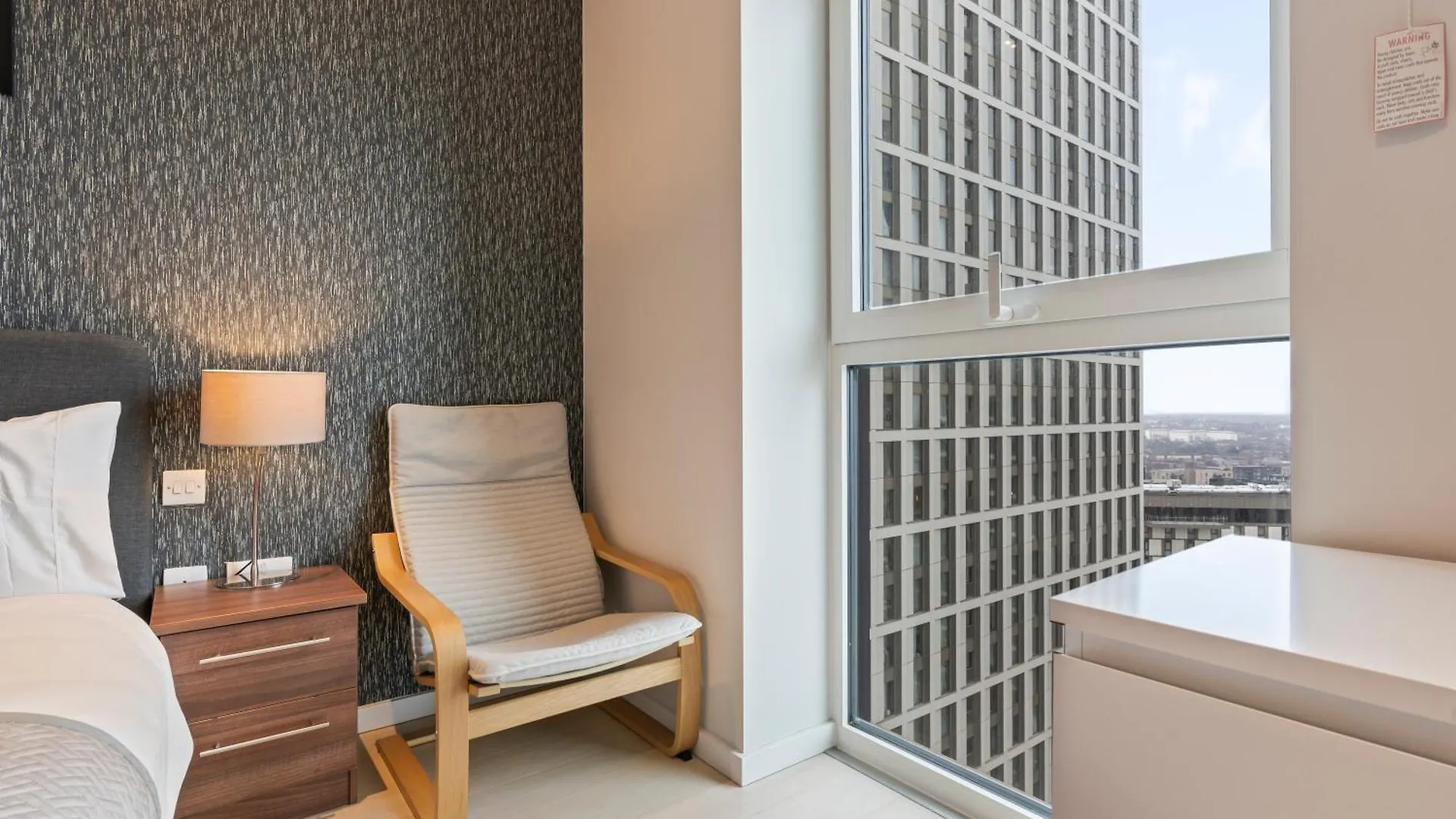 Elegant 2Br Flat On 20Th Floor Near Many Attractions Apartment London