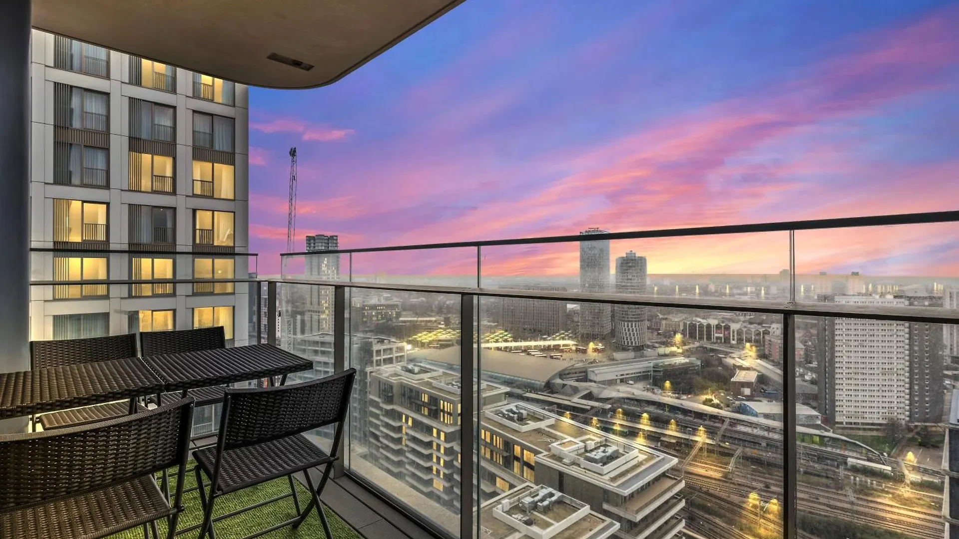 Appartement Elegant 2Br Flat On 20Th Floor Near Many Attractions à Londres Royaume-Uni